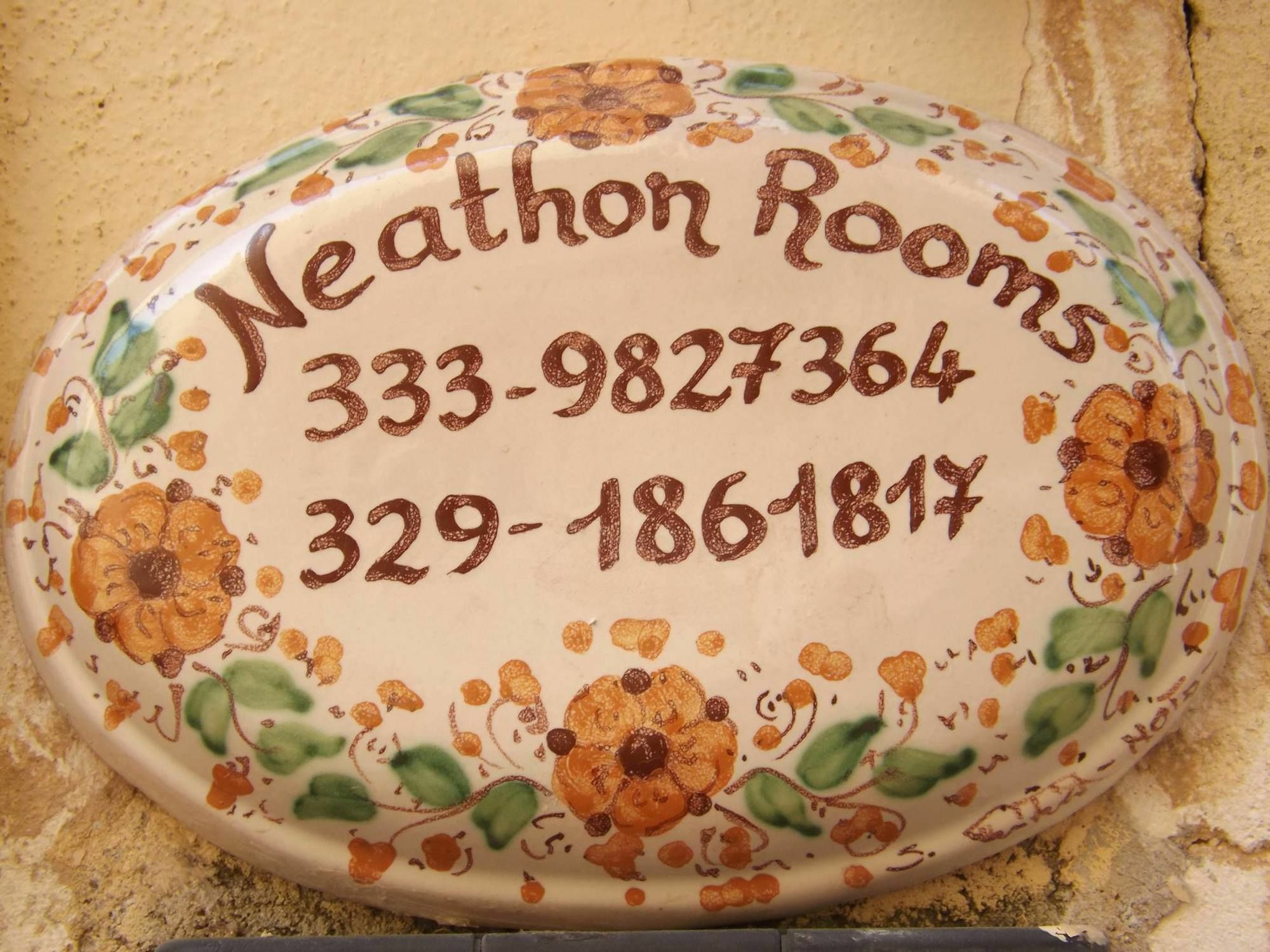 Neathon Rooms Noto Luaran gambar